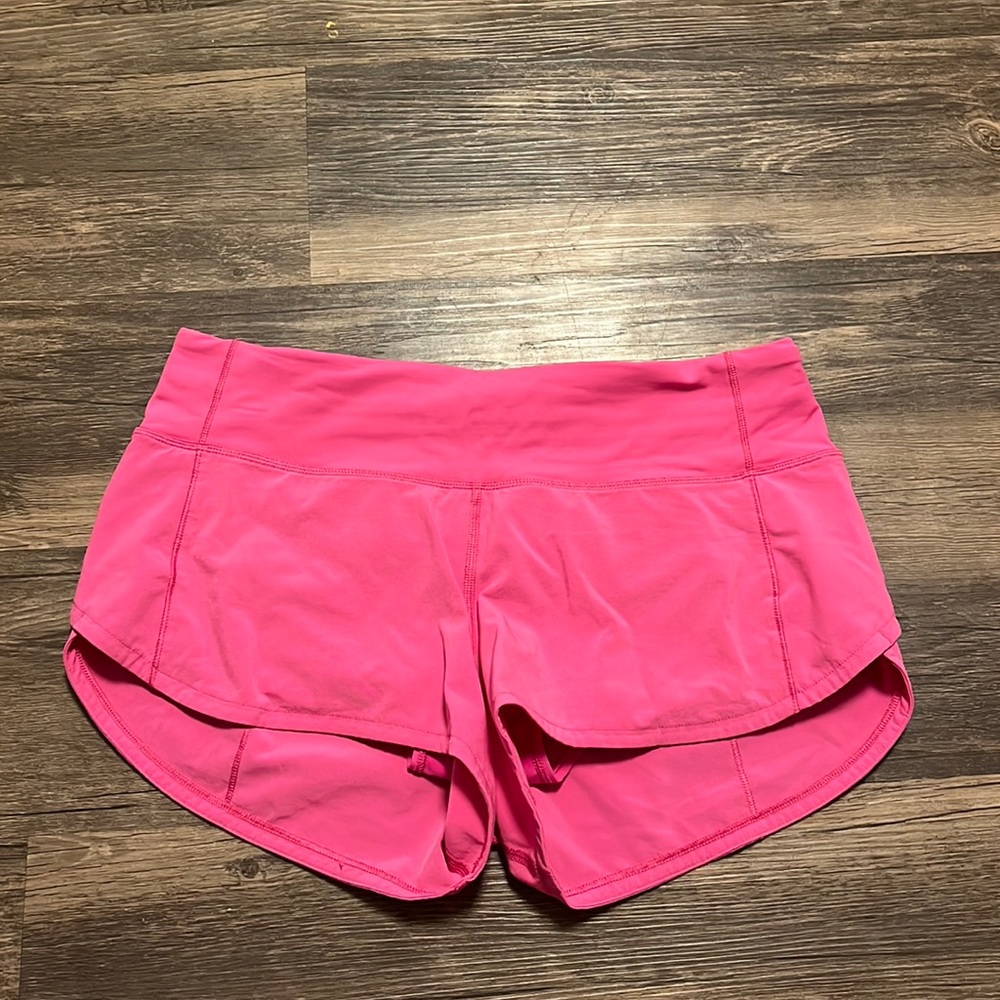 LULULEMON, SONIC PINK SIZE 4 SHORT